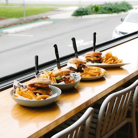 罗伯茨上将酒店 New Lambton 外观 照片